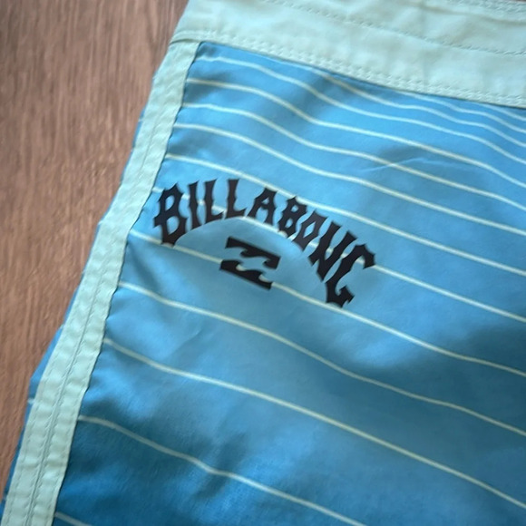 Billabong Recycler Board shorts Blue Stripped Beachy size 30 - Picture 8 of 8
